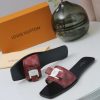 New Fashion LV Women Shoes L021