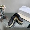 New Fashion LV Women Shoes 248 PA