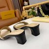 New Fashion LV Women Shoes L065