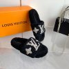 New Fashion LV Women Shoes 346 PA