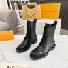 New Fashion LV Women Shoes 330 PA
