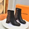 New Fashion LV Women Shoes 286 PA