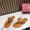 New Fashion LV Women Shoes 249 PA