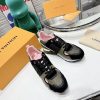 New Fashion LV Women Shoes 378 PA