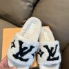 New Fashion LV Women Shoes L418
