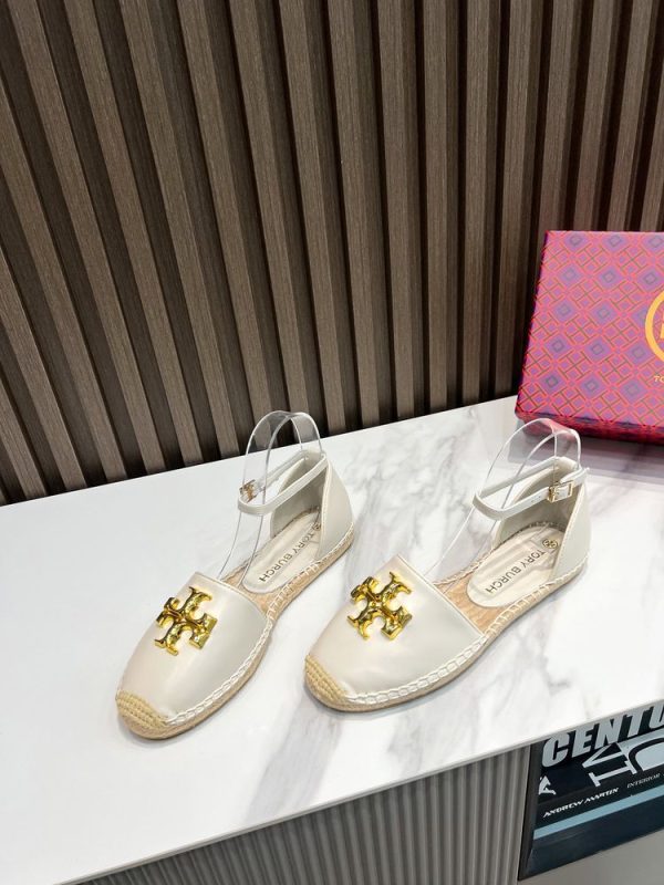 New Fashion LV Women Shoes 271