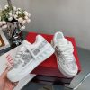 New Fashion LV Women Shoes 225 PA New Fashion LV Women Shoes 225 PA