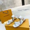New Fashion LV Women Shoes L008