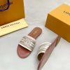New Fashion LV Women Shoes L011