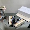New Fashion LV Women Shoes 248 PA