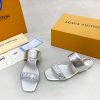 New Fashion LV Women Shoes L008