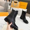 New Fashion LV Women Shoes 330 PA