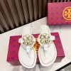 New Fashion LV Women Shoes 264 PA