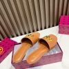 New Fashion LV Women Shoes 275 PA