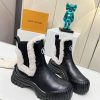 New Fashion LV Women Shoes 372 PA
