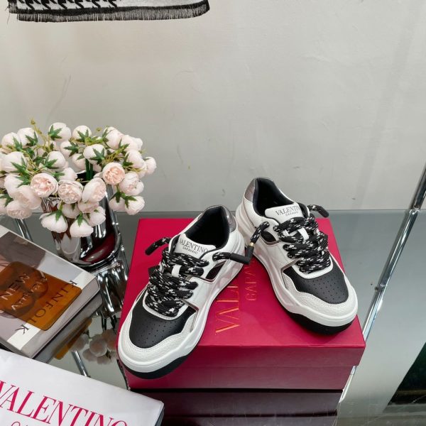 New Fashion LV Women Shoes 231