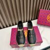New Fashion LV Women Shoes 258 PA