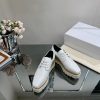 New Fashion LV Women Shoes 247 PA