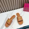 New Fashion LV Women Shoes 275 PA