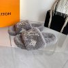 New Fashion LV Women Shoes 345 PA