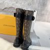 New Fashion LV Women Shoes 322 PA