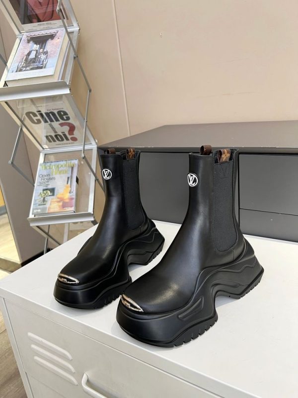 New Fashion LV Women Shoes 310