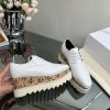 New Fashion LV Women Shoes 256 PA