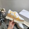 New Fashion LV Women Shoes 247 PA