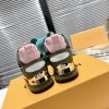 New Fashion LV Women Shoes 378 PA
