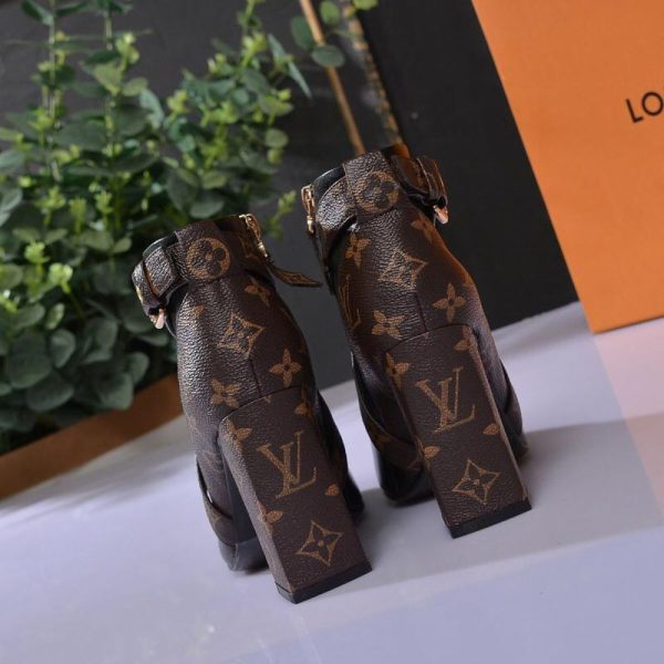 New Fashion LV Women Shoes 290