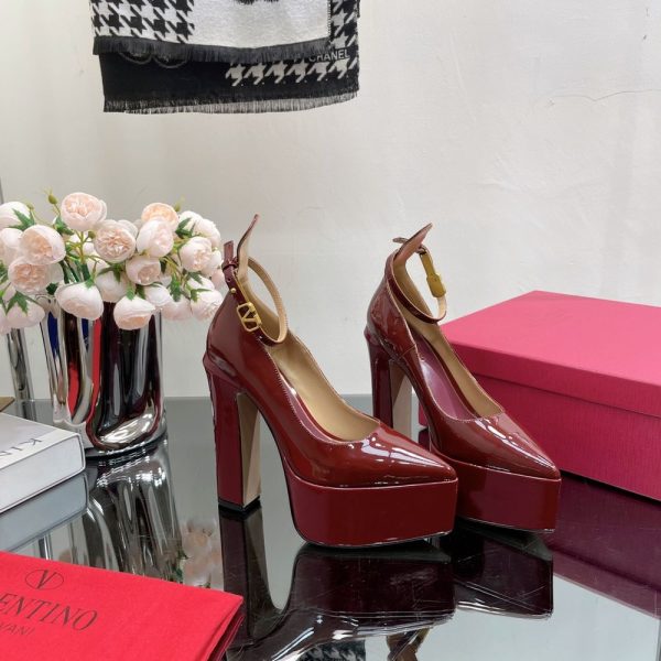 New Fashion LV Women Shoes 235