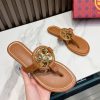 New Fashion LV Women Shoes 249 PA