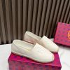New Fashion LV Women Shoes 257 PA