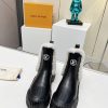 New Fashion LV Women Shoes 372 PA