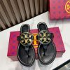 New Fashion LV Women Shoes 263 PA