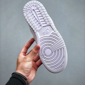 New Arrival AJ1 Retro Low ‘Pure Platinum’ 553558-170 AJ3140
