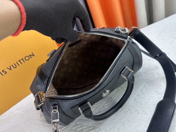 Luxury LV Handbag M25557