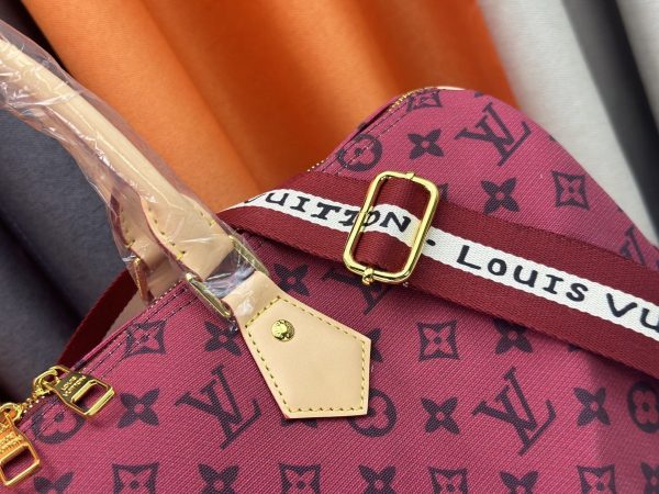Luxury LV Handbag M25772
