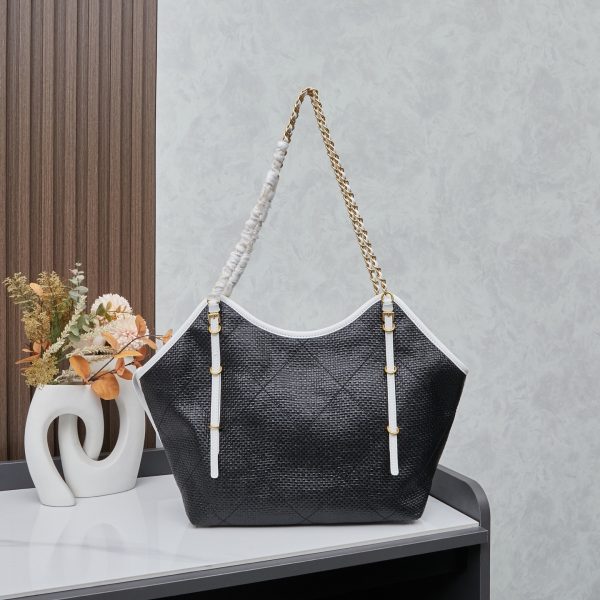 Luxury CN Handbag 2561-2160.1 BC Luxury CN Handbag 2561-2160.1 BC