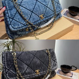 New Fashion CN Handbag 2025