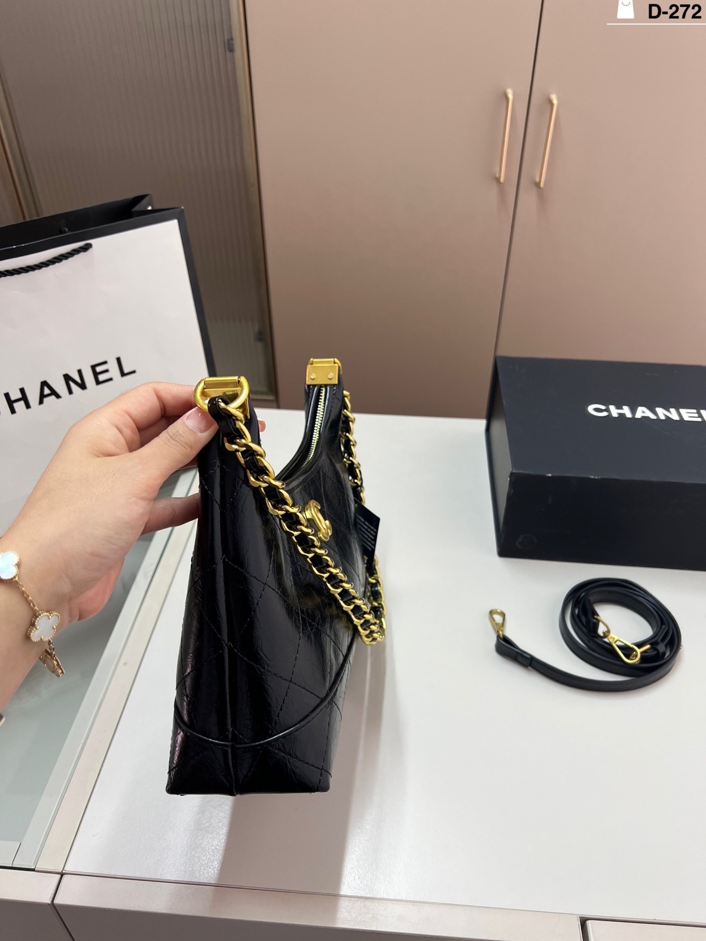 New Fashion CN Handbag 272 New Fashion CN Handbag 272