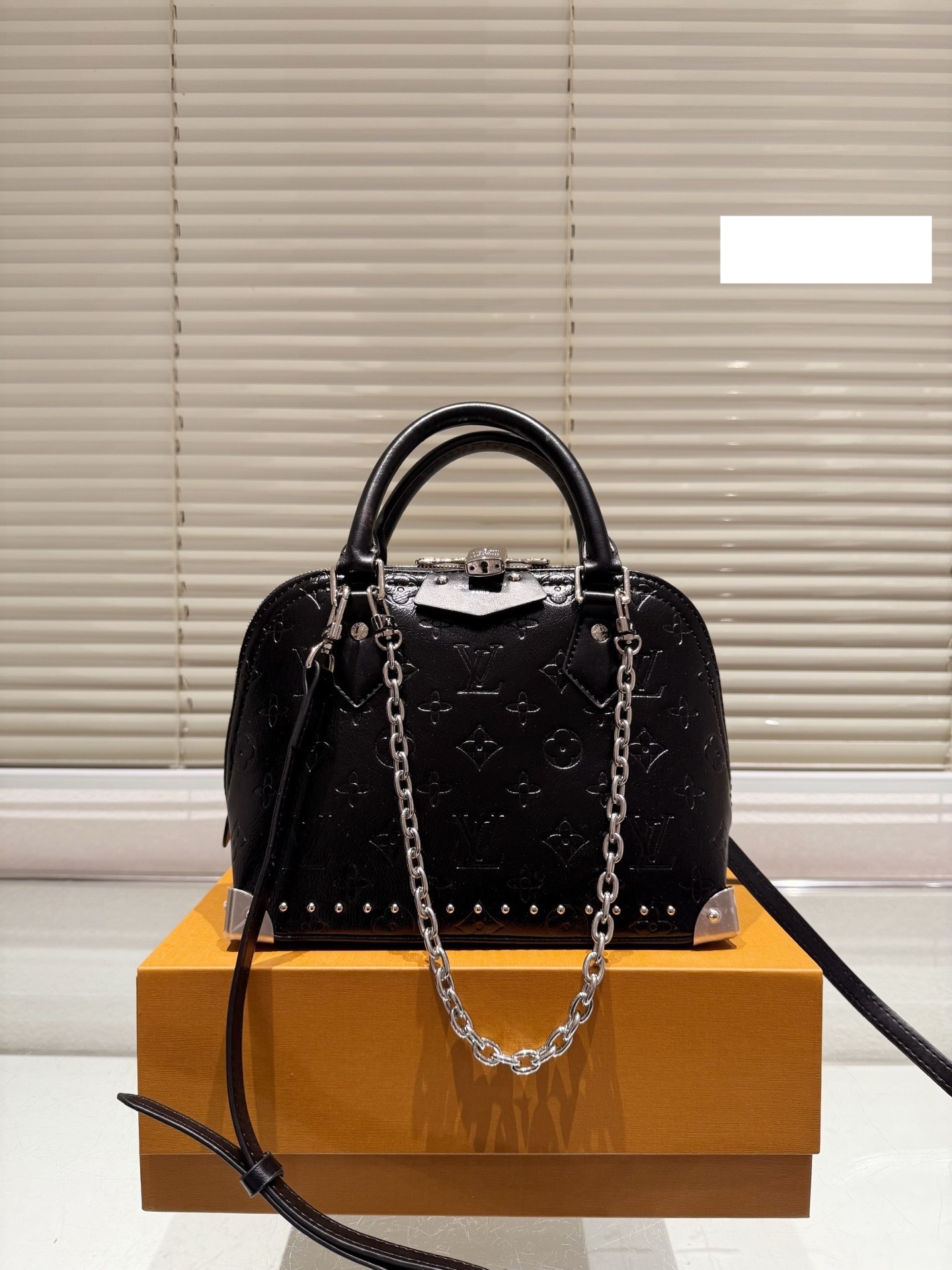 New Fashion LV Handbag LV2511195 New Fashion LV Handbag LV2511195
