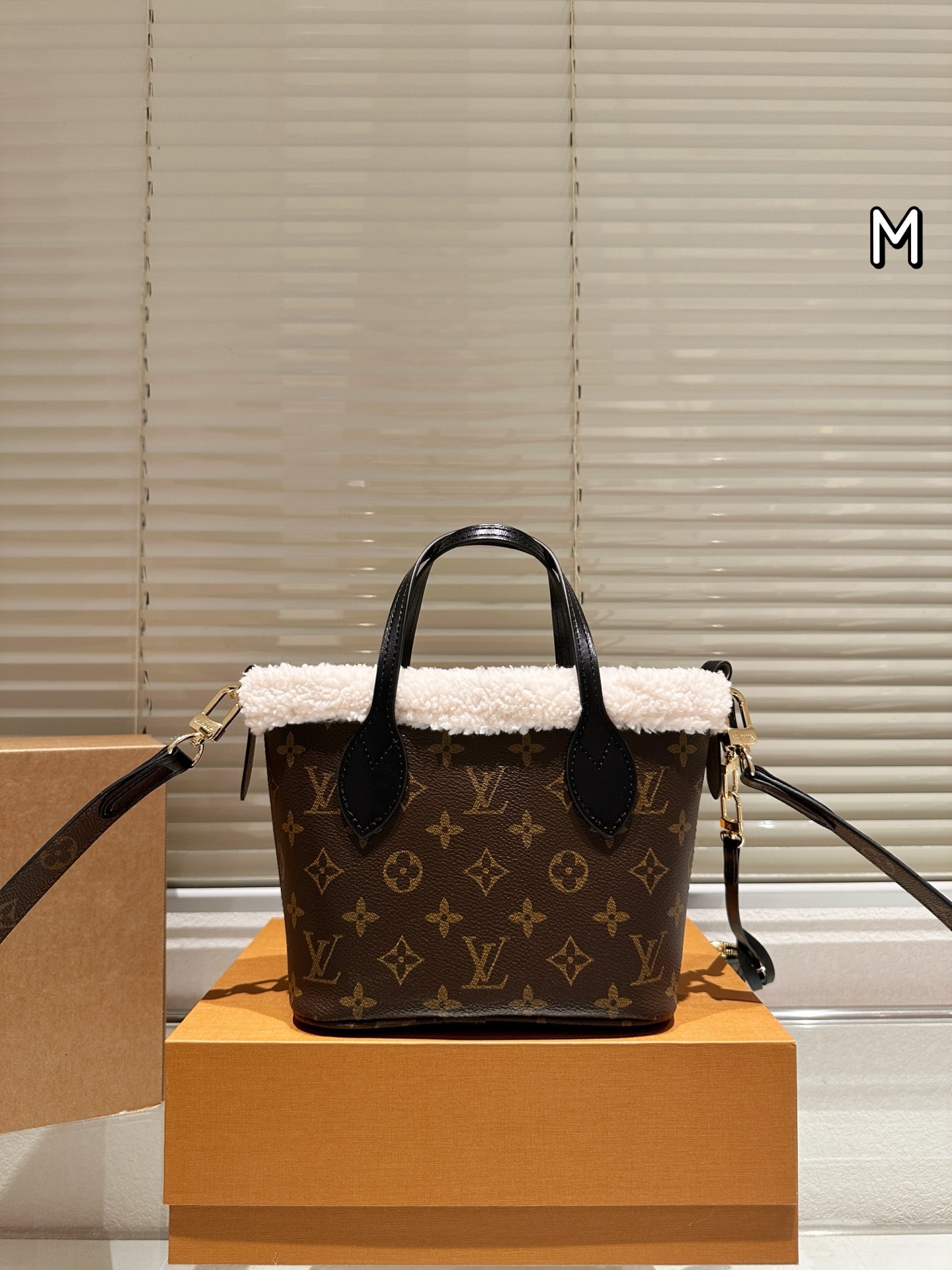 New Fashion LV Handbag LV2511196 New Fashion LV Handbag LV2511196