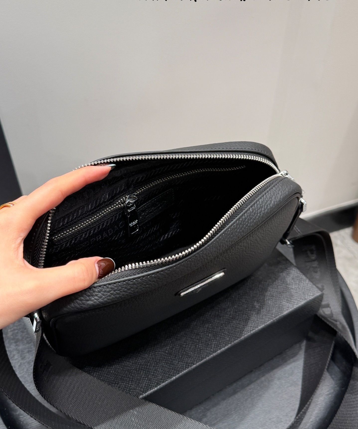 New Fashion PD Handbag Prada2511131 New Fashion PD Handbag Prada2511131