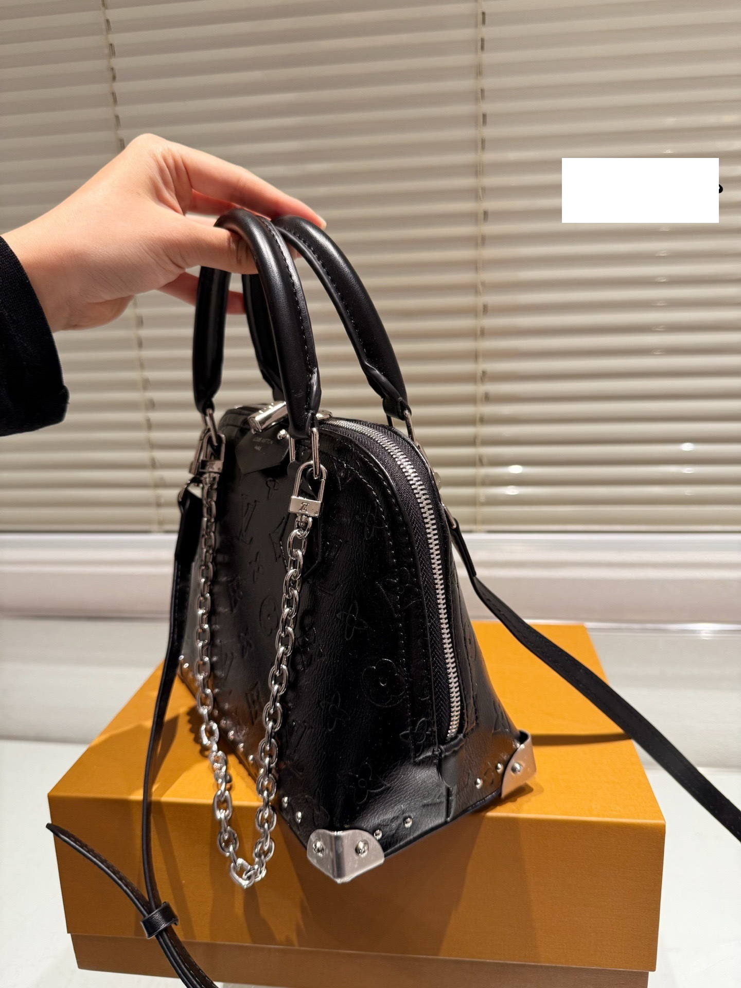 New Fashion LV Handbag LV2511195 New Fashion LV Handbag LV2511195