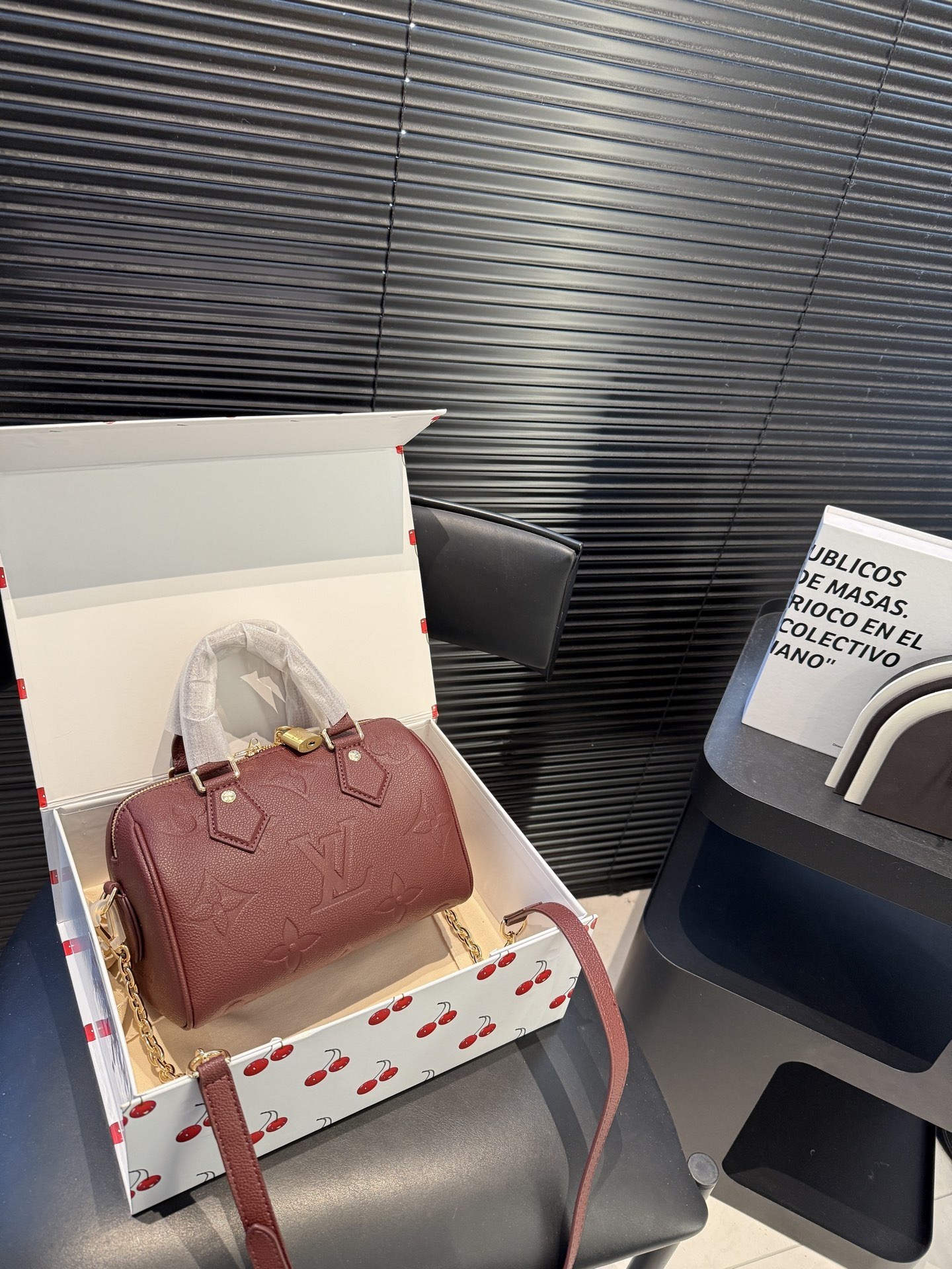 New Fashion LV Handbag 46518 New Fashion LV Handbag 46518