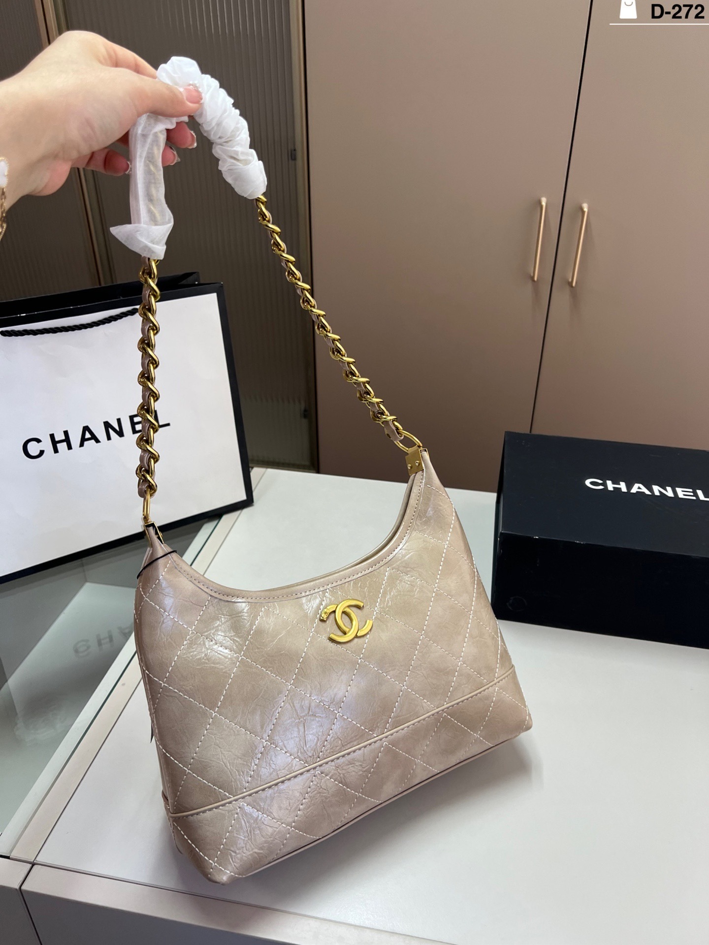 New Fashion CN Handbag 272 New Fashion CN Handbag 272