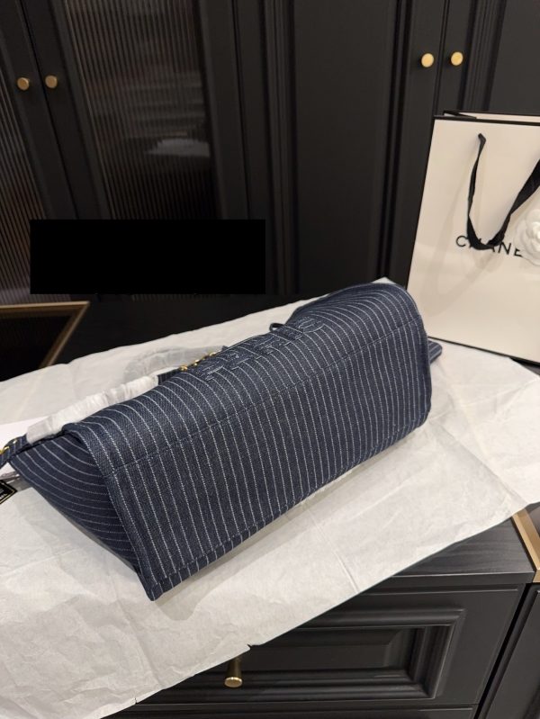 New Fashion CN Handbag CC2511186 QA