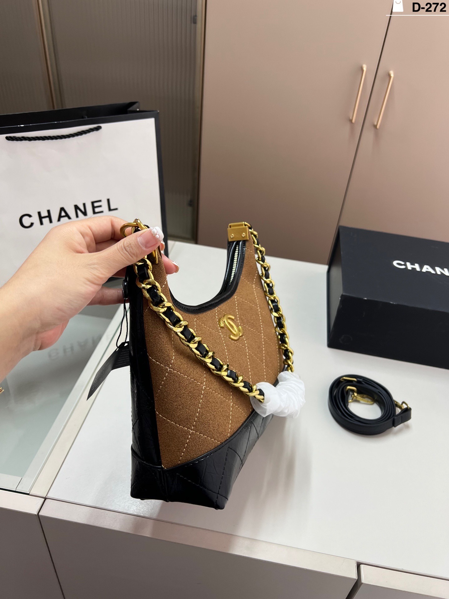 New Fashion CN Handbag 272 New Fashion CN Handbag 272