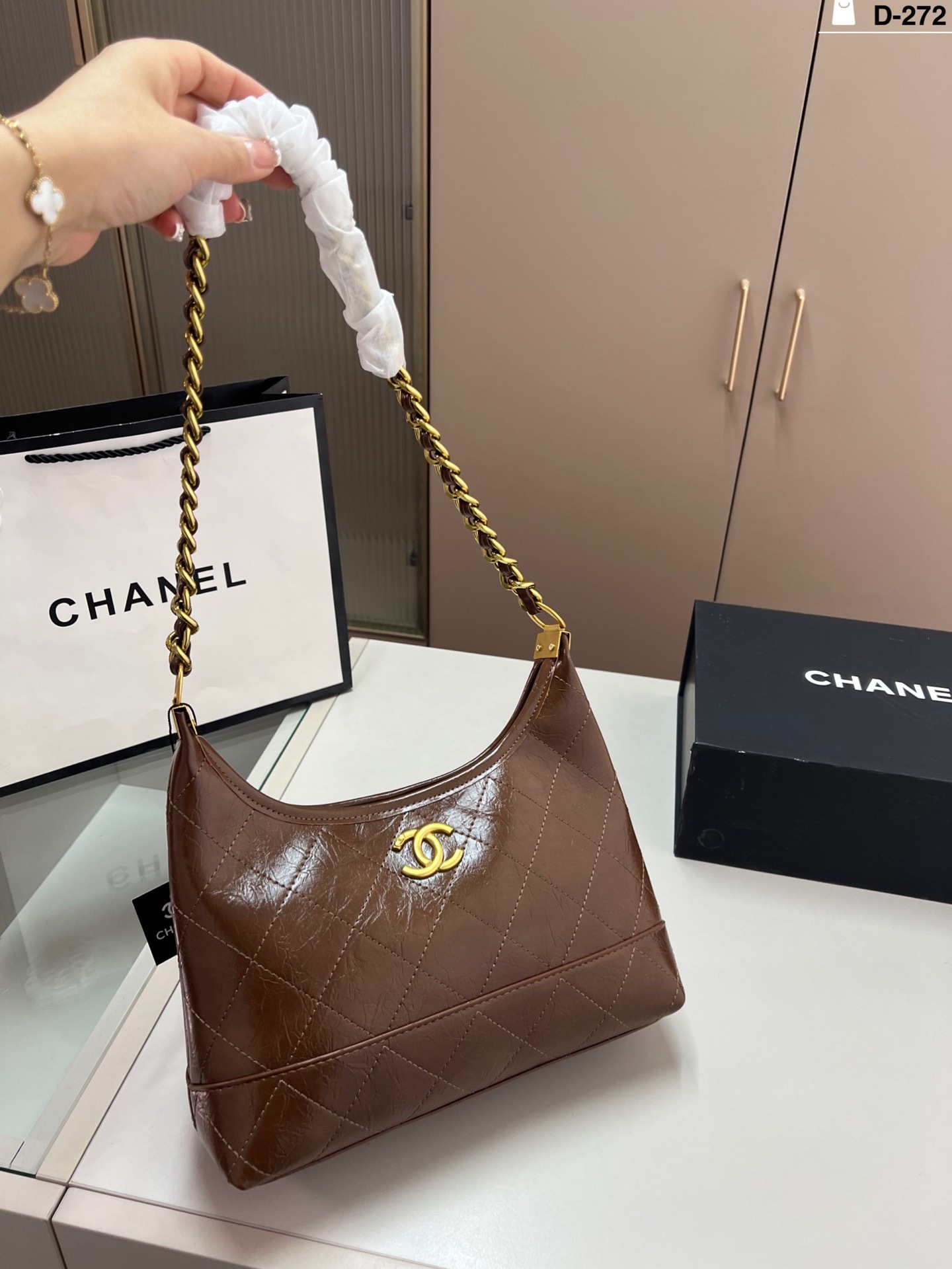 New Fashion CN Handbag 272 New Fashion CN Handbag 272